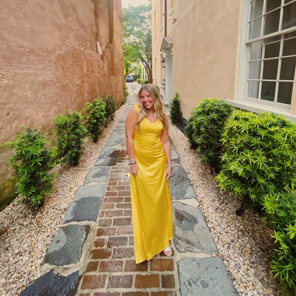Dresses & Skirts - HOW TO LOSE A GUY IN 10 DAYS DRESS